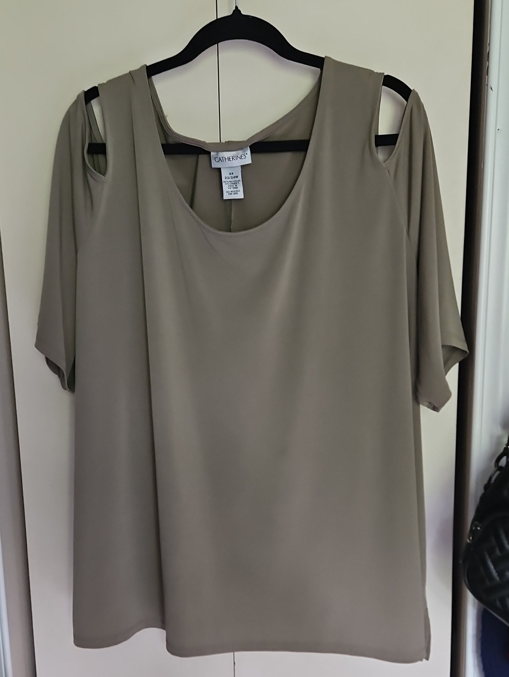 Catherines Olive Cold-Shoulder Tunic Top Sz 2X Ptp28 L28